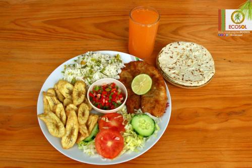 Almuerzo (más en menú)