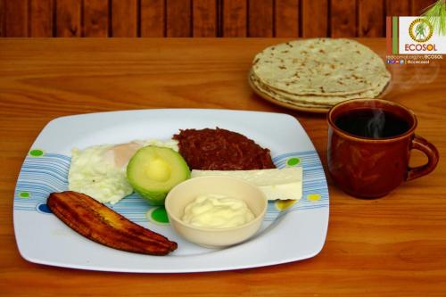 Desayuno (más en menú)