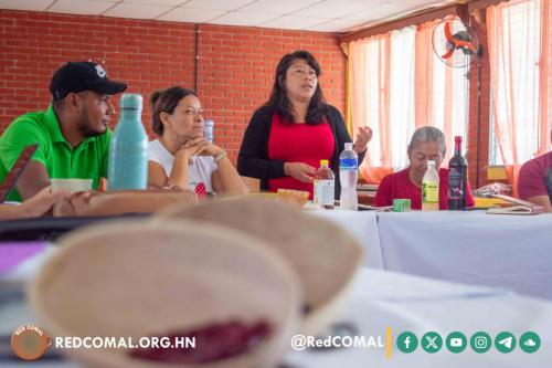 Red-COMAL-5 (1) (1) (1) (1) (1) (1) (1) (1) (1) (1)